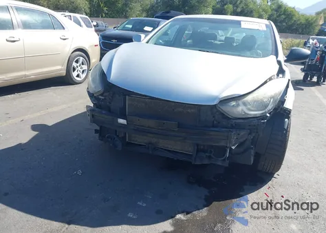 2016 Hyundai Elantra Se from USA, damaged, VIN 5NPDH4AE6GH692595